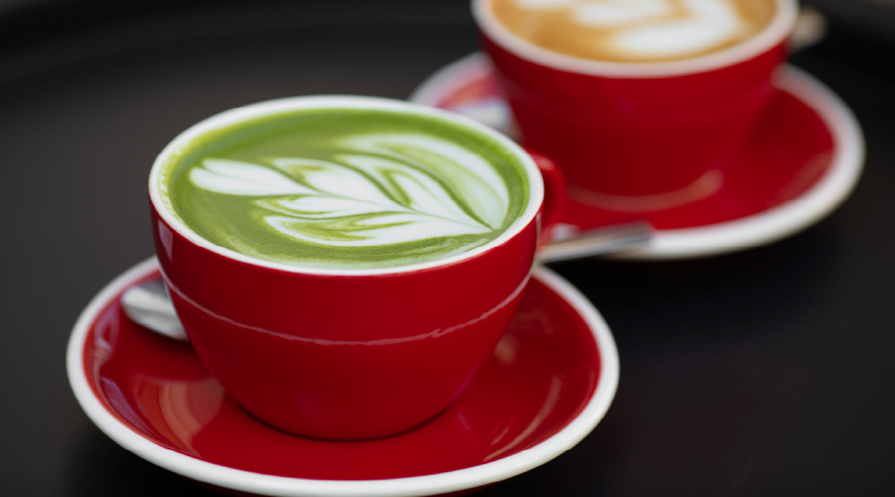 Cafea vs Matcha: 2 căi spre energie, dar doar una e cu adevărat memorabilă
