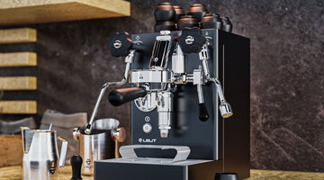 Espressoare profesionale: de ce merită investiția într-un aparat de calitate