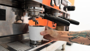 Espressor automat vs. manual: care se potrivește nevoilor tale? - Baristelli