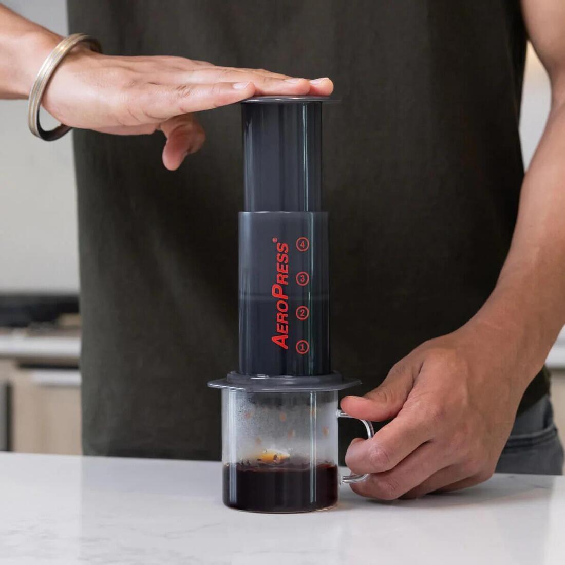 AeroPress Original, presă manuală pentru cafea - Baristelli - AEROPRESS