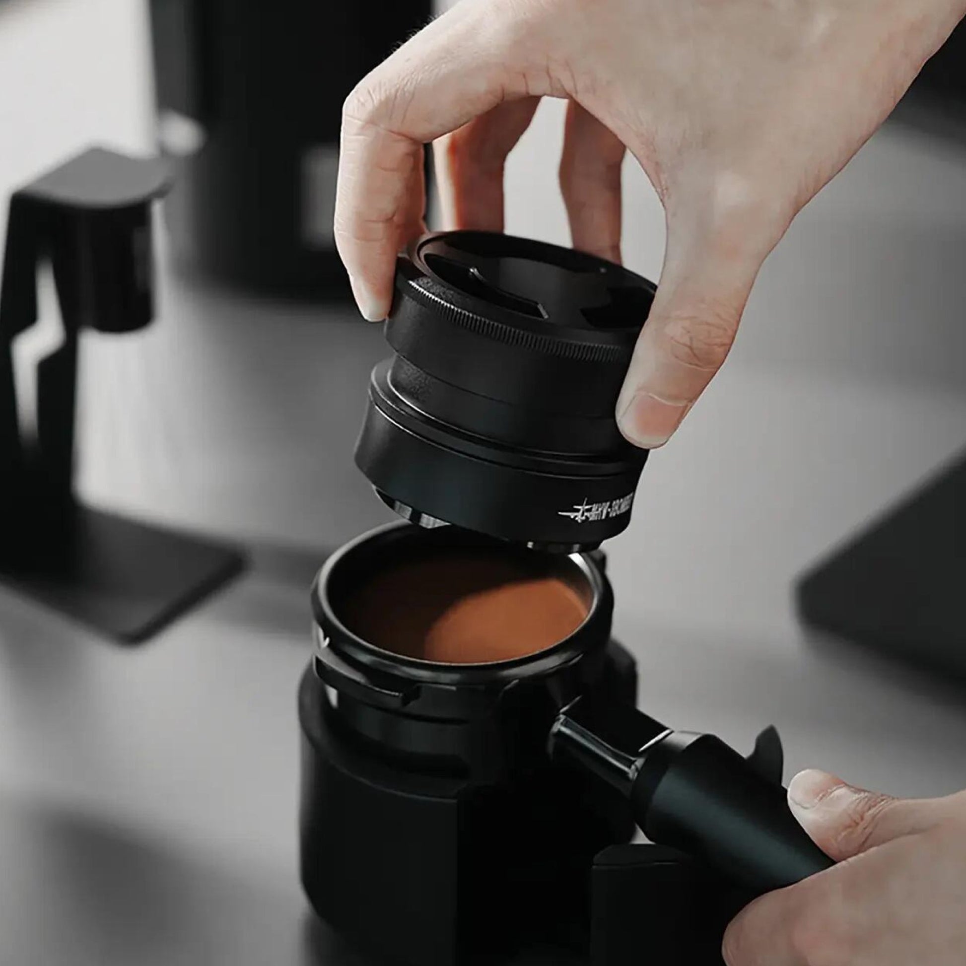 MHW - 3BOMBER, distribuitor de cafea 58 mm - Baristelli - MHW - 3BOMBER